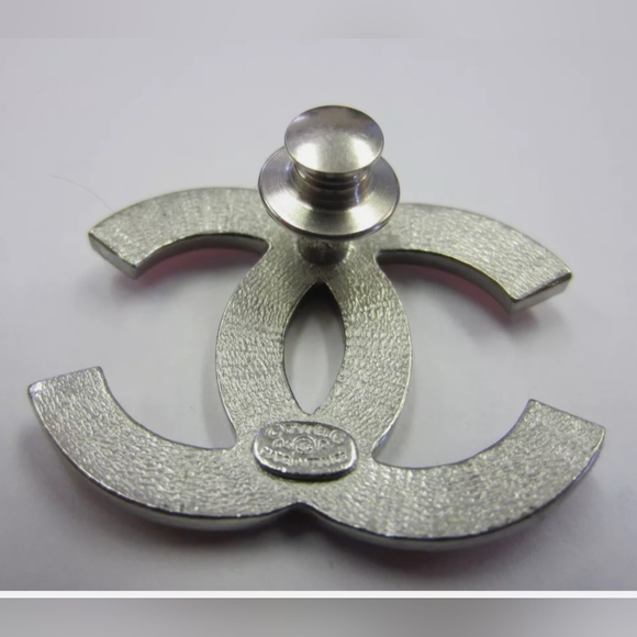 EUC RARE🔥Chanel 04 Enamel Orange Red Pin Brooch - Picture 6 of 7